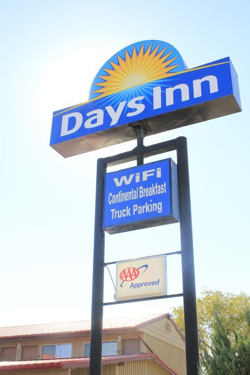 Days Inn By Wyndham Elko Εξωτερικό φωτογραφία